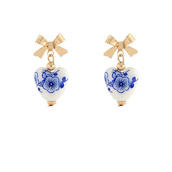 Cermic Heart Ribbon Earrings - Picture 1 of 2